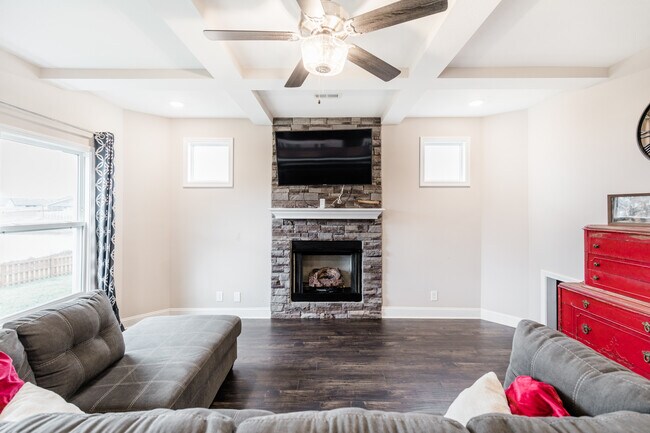 Building Photo - 1106 Eagle's View Dr