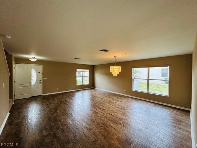 Building Photo - 18270 Pine Nut Ct