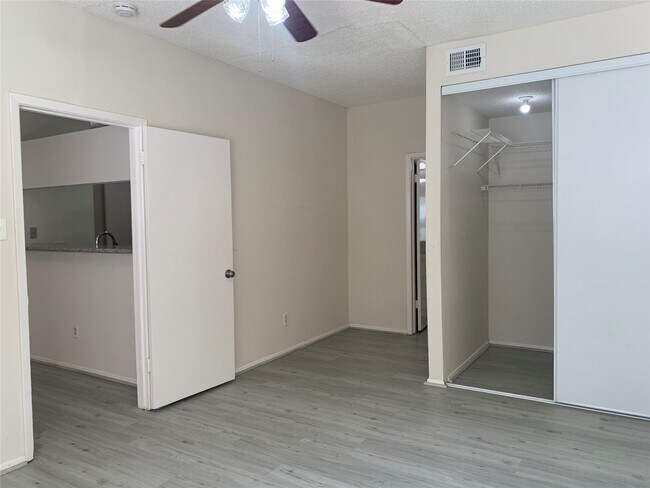 Building Photo - 2710 Grants Lake Blvd