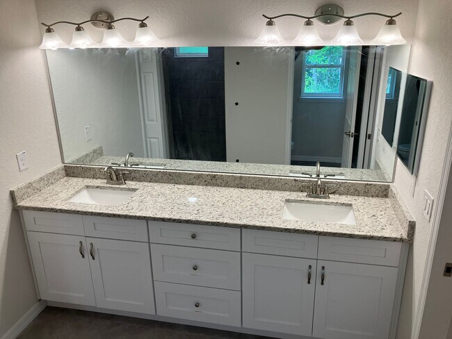 Building Photo - STUNNING SUMMERFIELD 3BR/2BA/2 Car HOME!