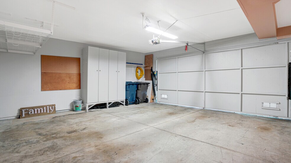 Building Photo - 19521 Pompano Ln