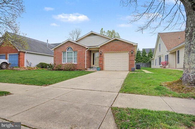 Building Photo - 795 Eastern Point Rd