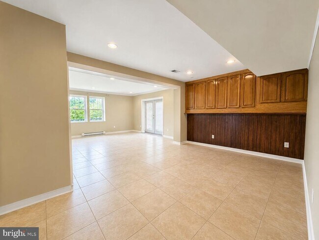 Building Photo - 13354 Jasper Ct