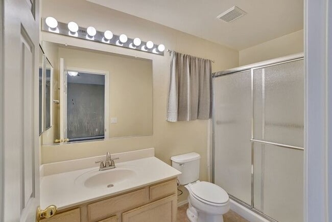 Building Photo - 98 E Futurity Pl