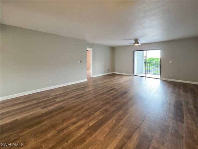 Building Photo - 4371 Bay Beach Ln