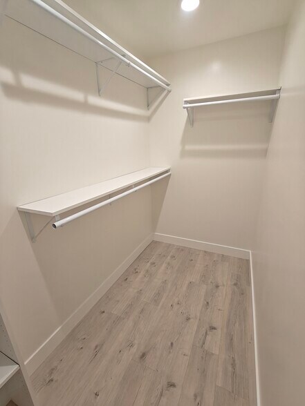Master Closet - 6662 S Highland Dr