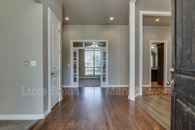 Building Photo - 3341 Heritage Green Cir
