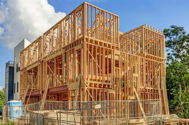 Building Photo - 2422 Hadley St