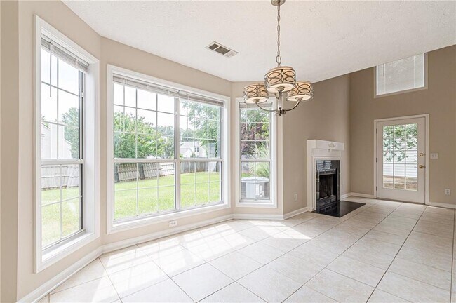Building Photo - 3301 Avensong Village Cir