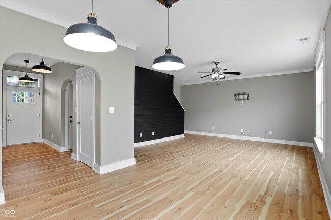 Building Photo - 12438 Hawks Landing Dr