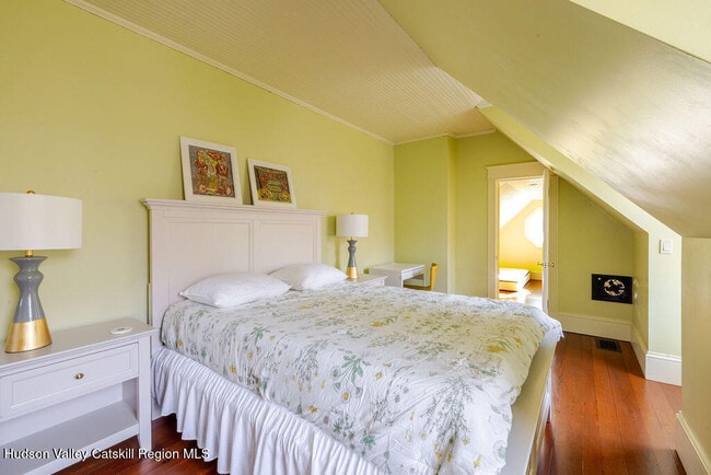 Building Photo - 136 Tory Hill Farm Rd