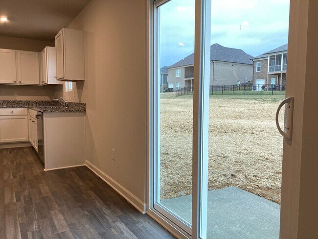 Building Photo - 117 Elegance Wy