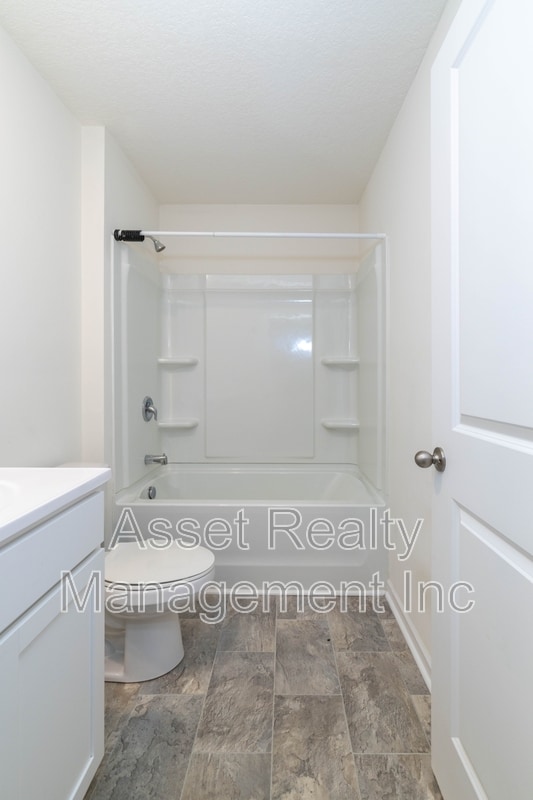 Building Photo - 7452 Game Bird St