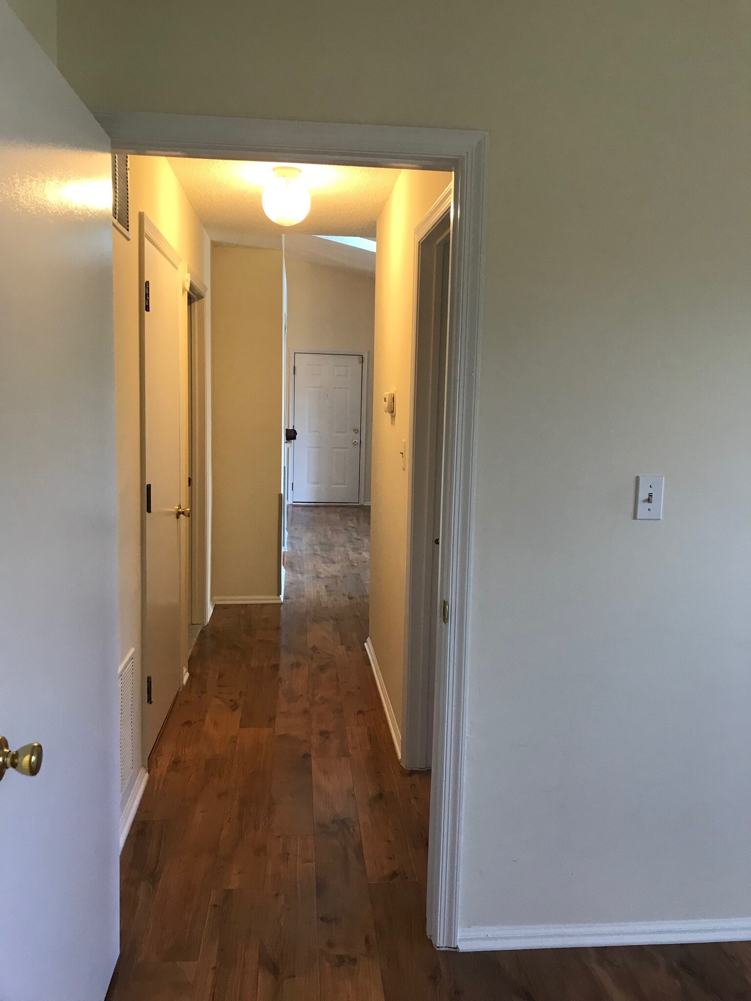 Hallway - 29 Amberly Ct