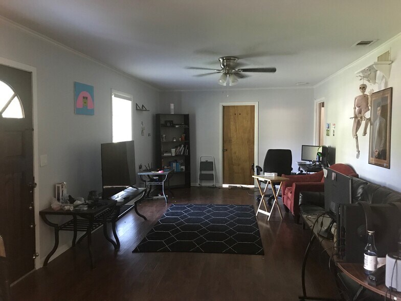 Living Room - 311 Linden Cir