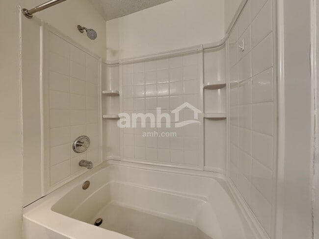 Building Photo - 3030 Dusty Ridge Dr