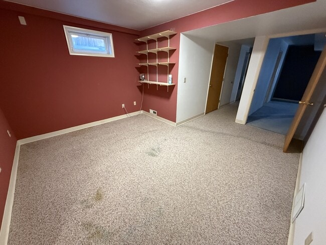 Building Photo - 2004 1st Ave S