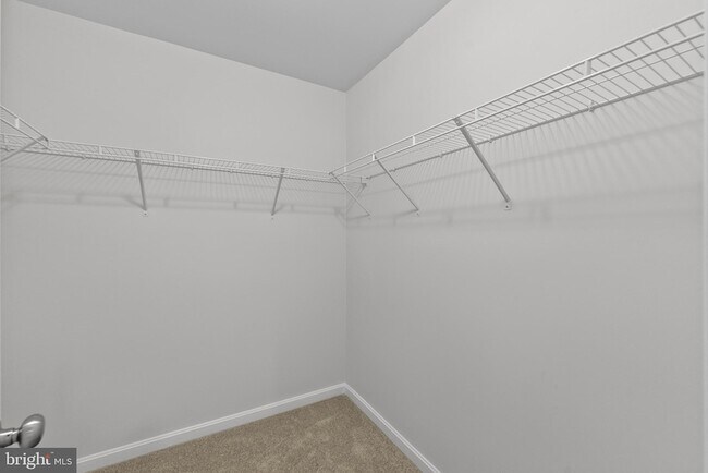 Building Photo - 7722 Yalta Way