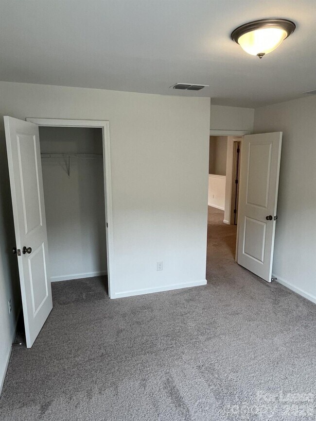 Building Photo - 3507 Nimbell Rd