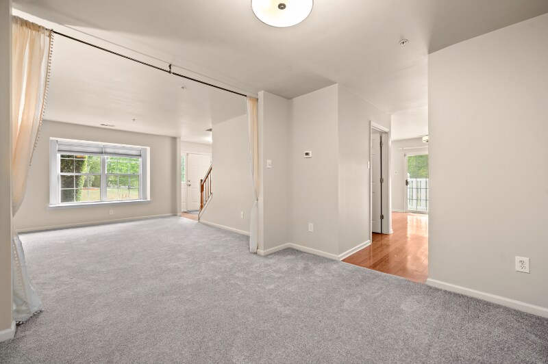 Building Photo - 1408 Black Walnut Dr