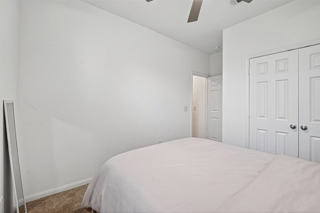 Building Photo - 10626 Cashew Run Ln