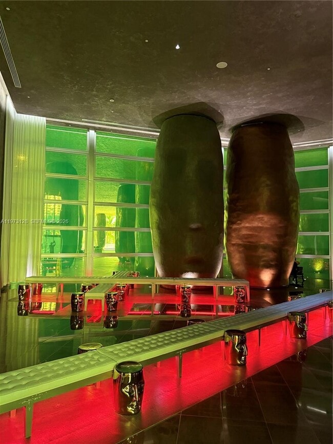 Building Photo - 465 Brickell Ave