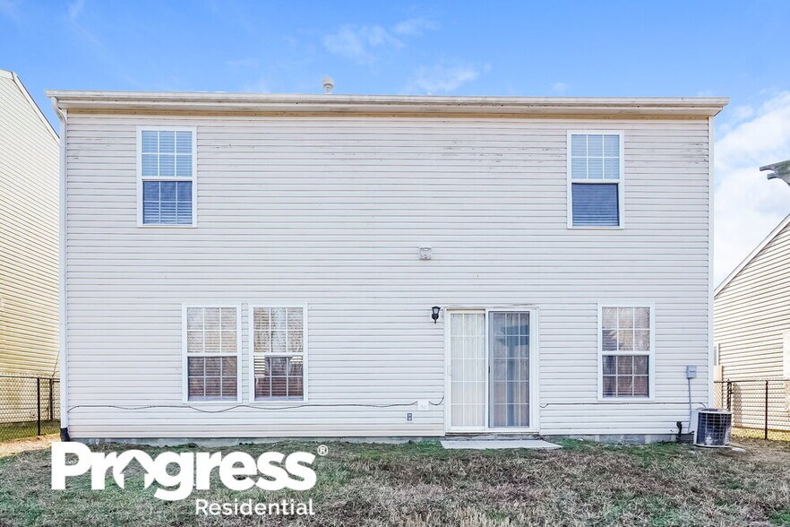 Building Photo - 3012 Earlswood Ln