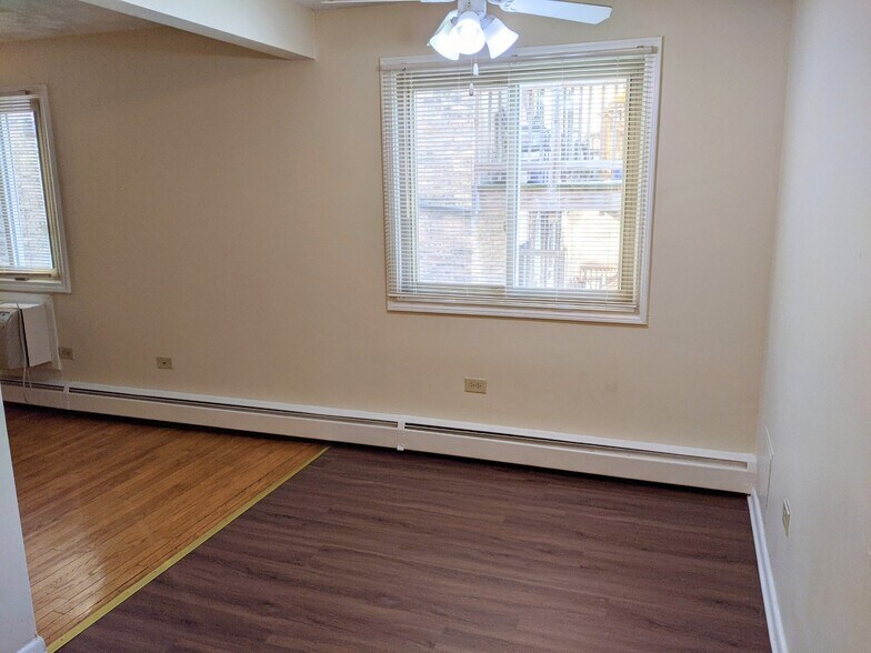 Building Photo - 810 Seward St