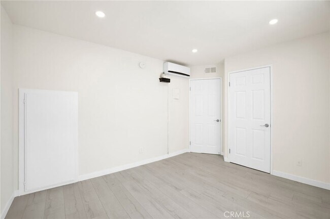 Building Photo - 7750 Laurel Canyon Blvd