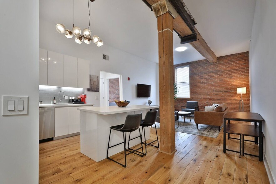 Building Photo - The Mercantile