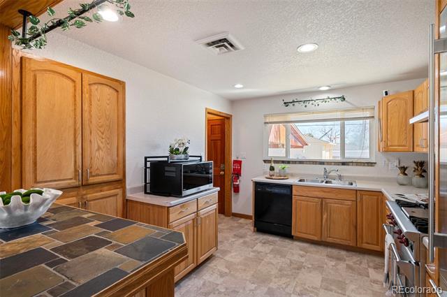 Building Photo - 96 S Depew Dr