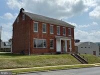 Building Photo - 1530 New Holland Rd