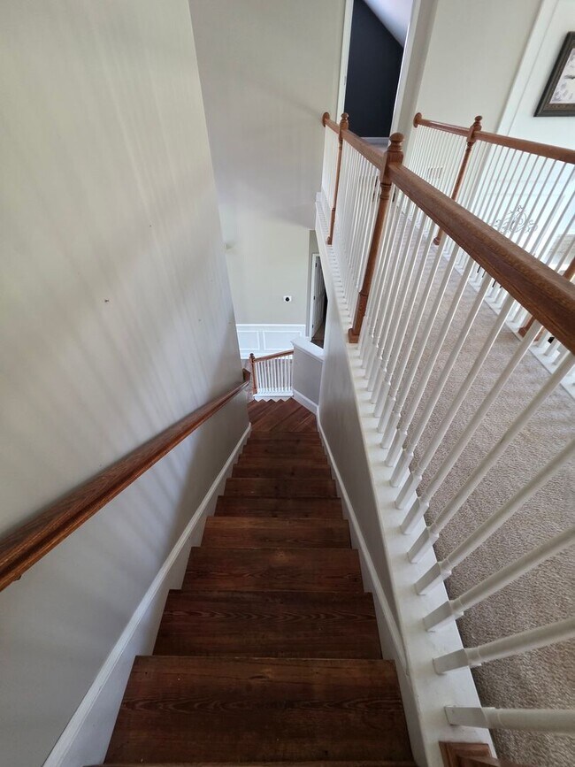 Building Photo - 177 Mill House Ln