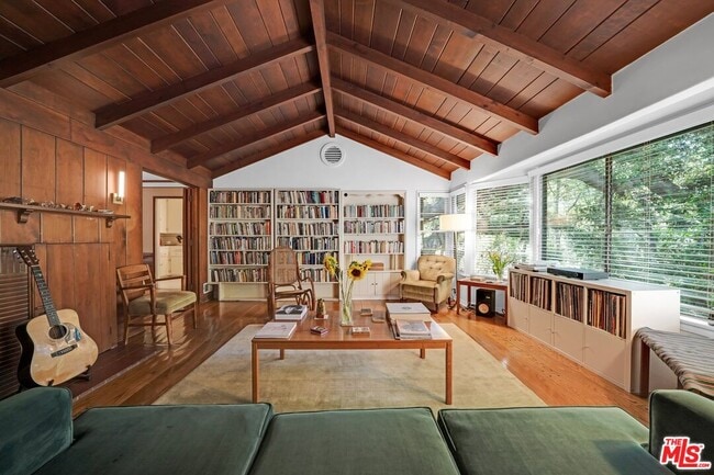 Building Photo - 7503 Willow Glen Rd