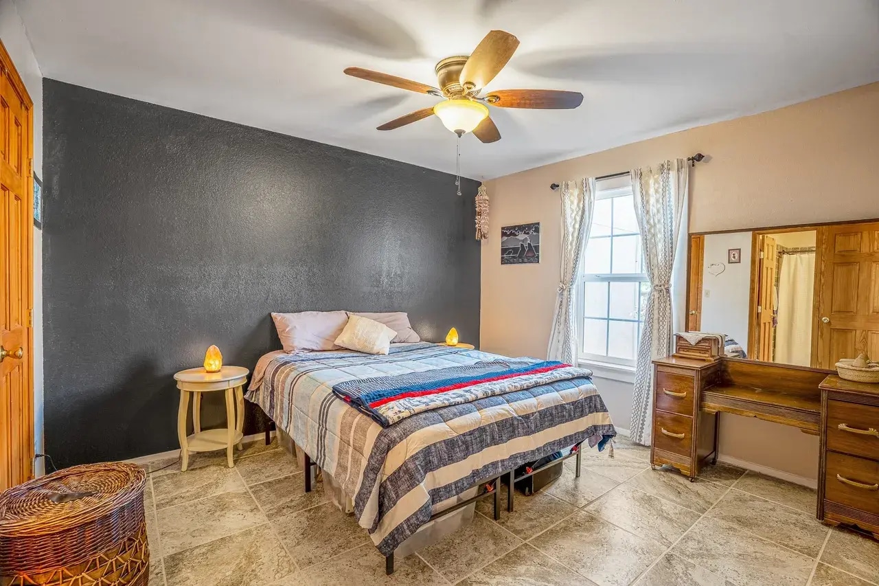 Master Bedroom - 2501 W Zia Rd