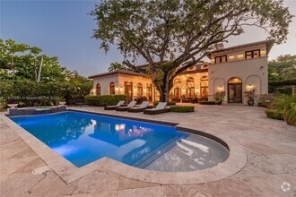 Building Photo - 9801 SW 60th Ct