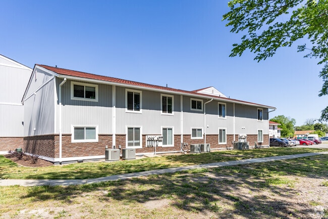 Building Photo - Hampton River Villas