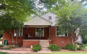 Building Photo - 5305 N Walker Ave