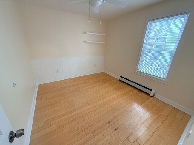 Building Photo - 100 Green St