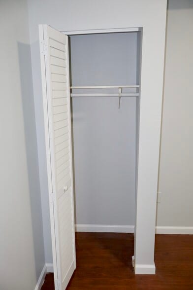 Building Photo - 735 Alabama Ave SE