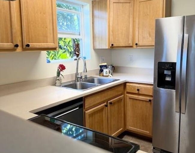 Primary Photo - 3 Bedroom/2 Bathroom at Villas at Kahana R...