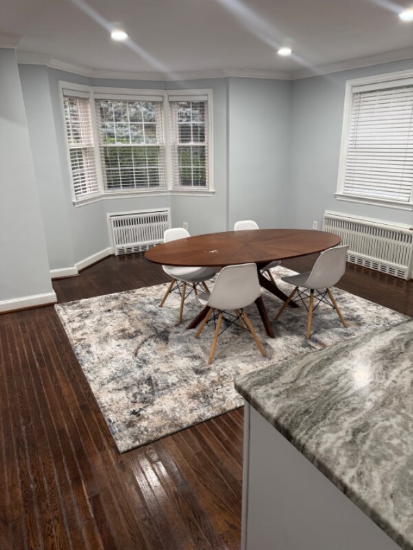 Building Photo - 2419 Chesterfield Ave