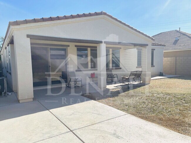 Building Photo - 22468 E Calle de Flores