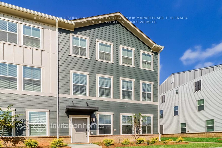 Building Photo - 13033 Western Ln