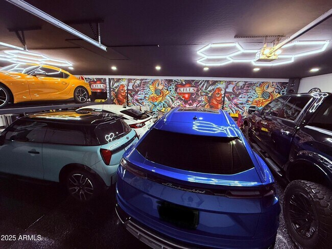 Building Photo - 3452 E Jaeger Cir