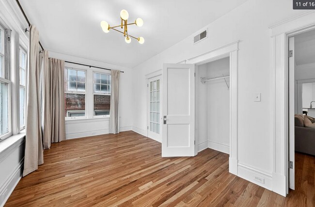 Building Photo - Amazing Washington University / Barnes Hospital Housing