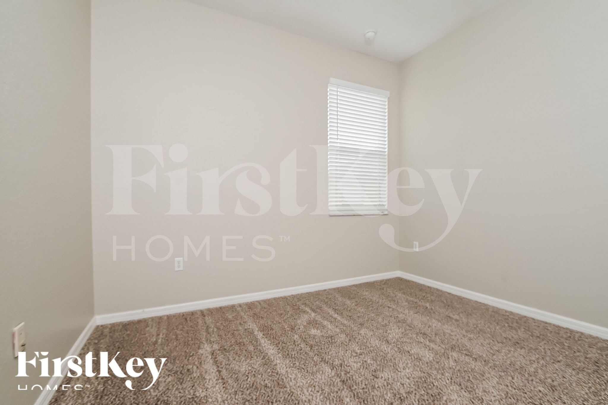 Building Photo - 8314 Greystone Dr