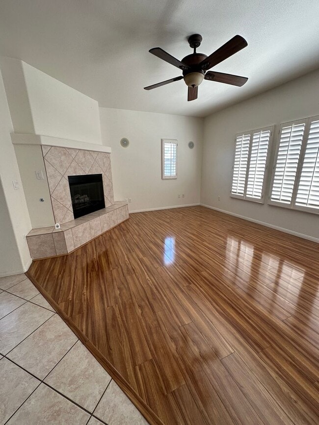 Building Photo - MUST SEE 2 BEDROOM CONDO IN SUMMERLIN!