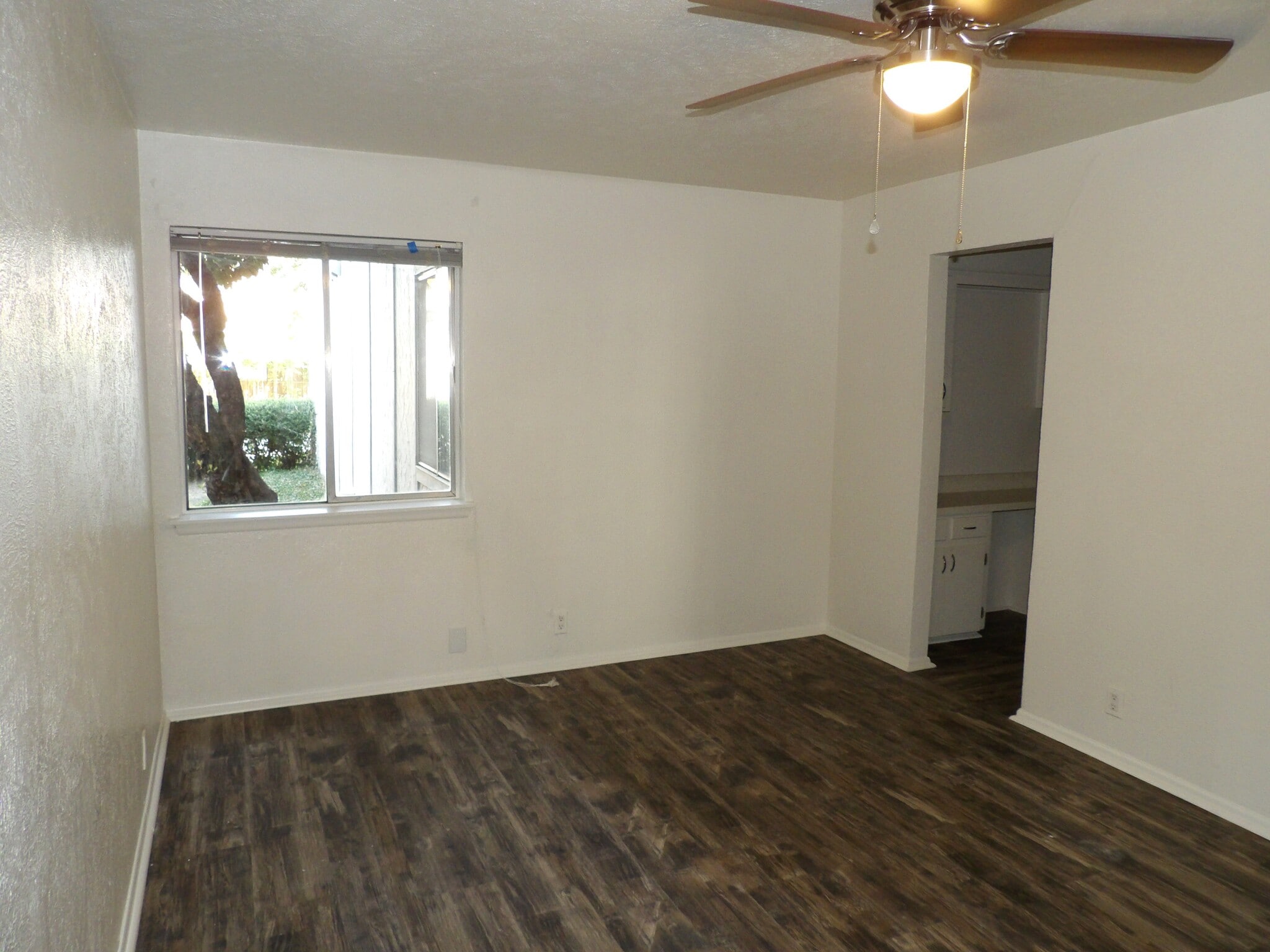 Building Photo - 4220 Cole Ave