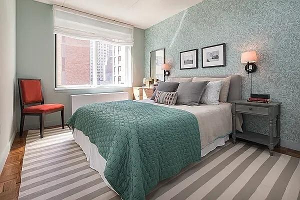 Building Photo - 511 W 44th St